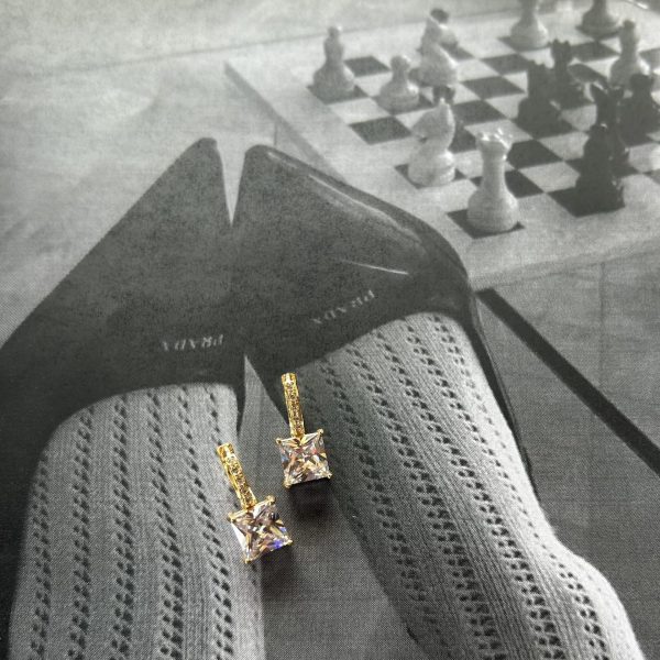 ZOES EARRINGS - Image 3
