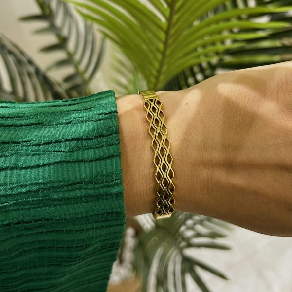 POLY BRACELET