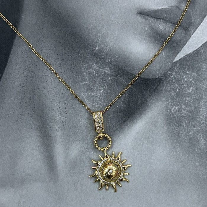 SPARKLE SUN NECKLACE