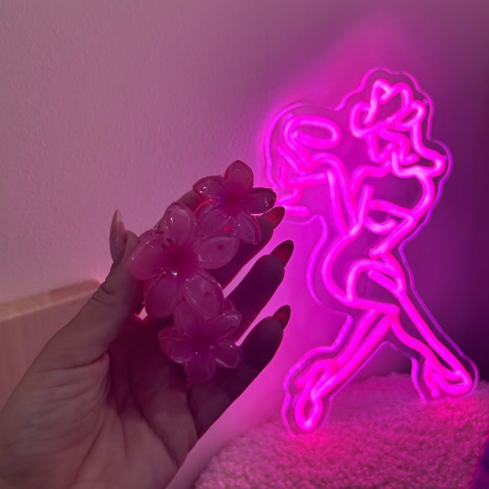 FUCHSIA HAIR CLAW