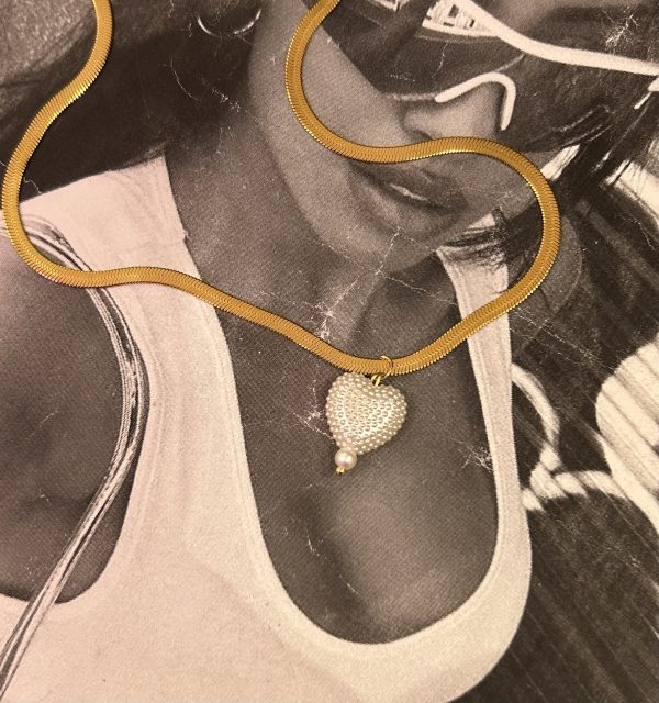 PEARLY BIG HEART CHARM - Image 2