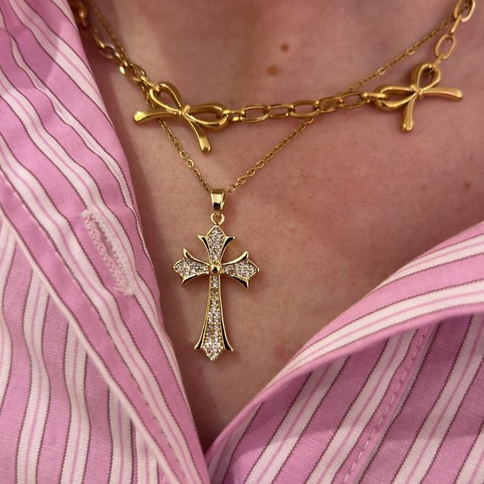 ERICA CROSS NECKLACE