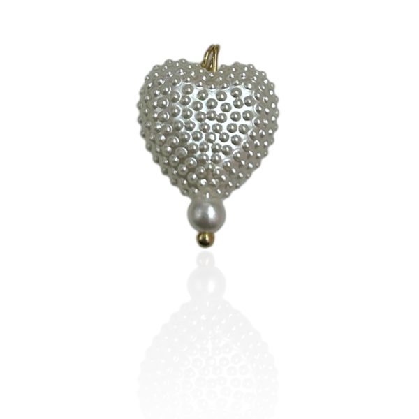 PEARLY BIG HEART CHARM
