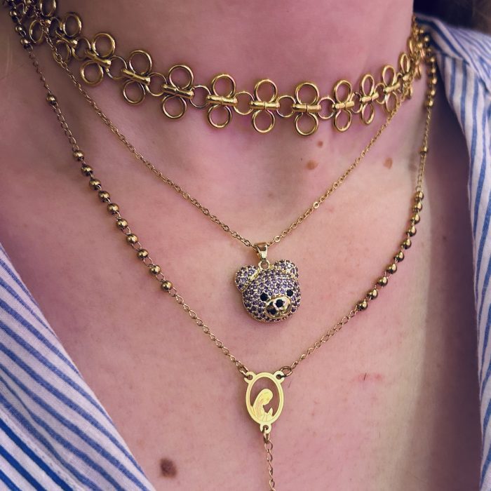 LILA BEAR NECKLACE