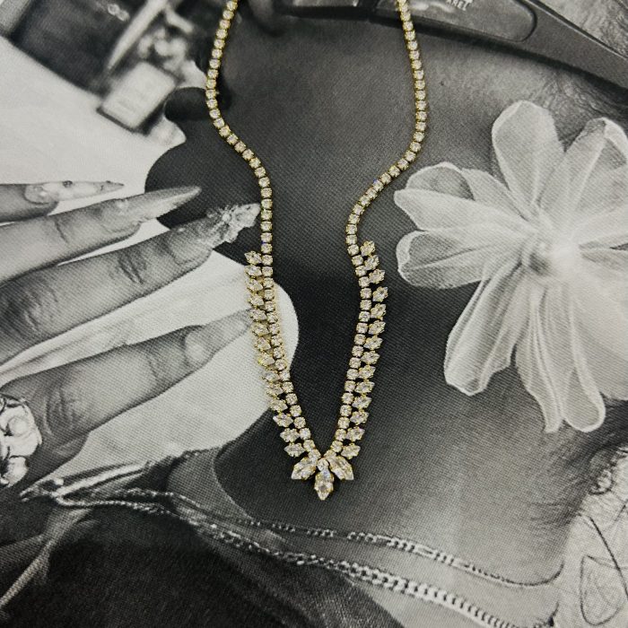 ANET NECKLACE