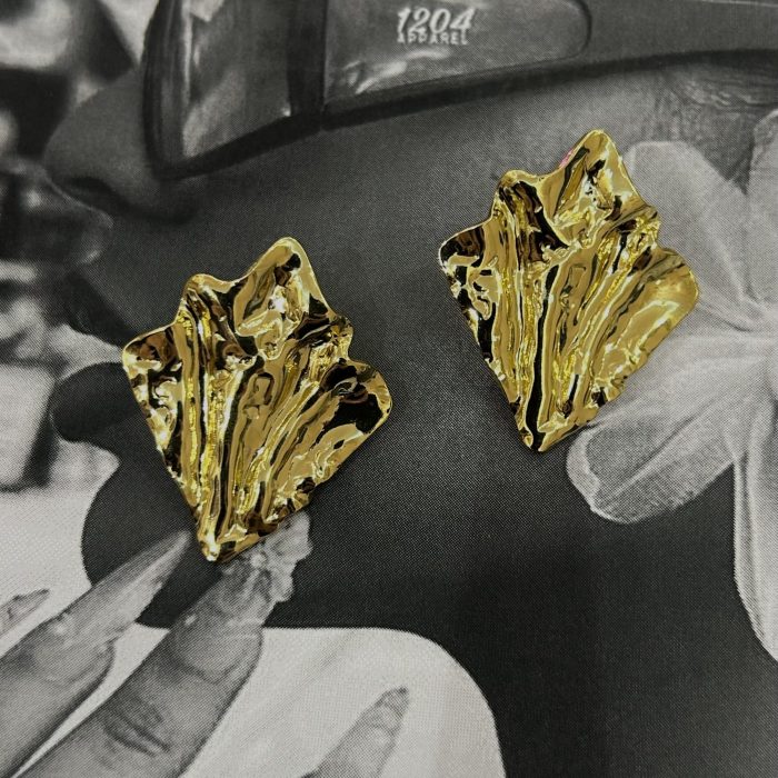 OXRA EARRINGS