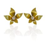 MAZENTA FLOWER EARRINGS