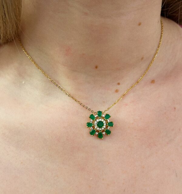 DUKE FLOWER NECKLACE - Image 2