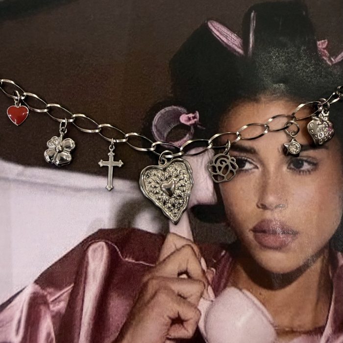 BIG HEART CHARM BRACELET