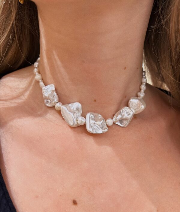 ILION CHOKER NECKLACE - Image 2