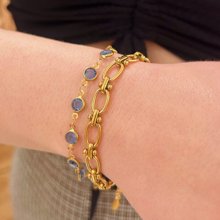 YIAMI BABE BLUE BRACELET