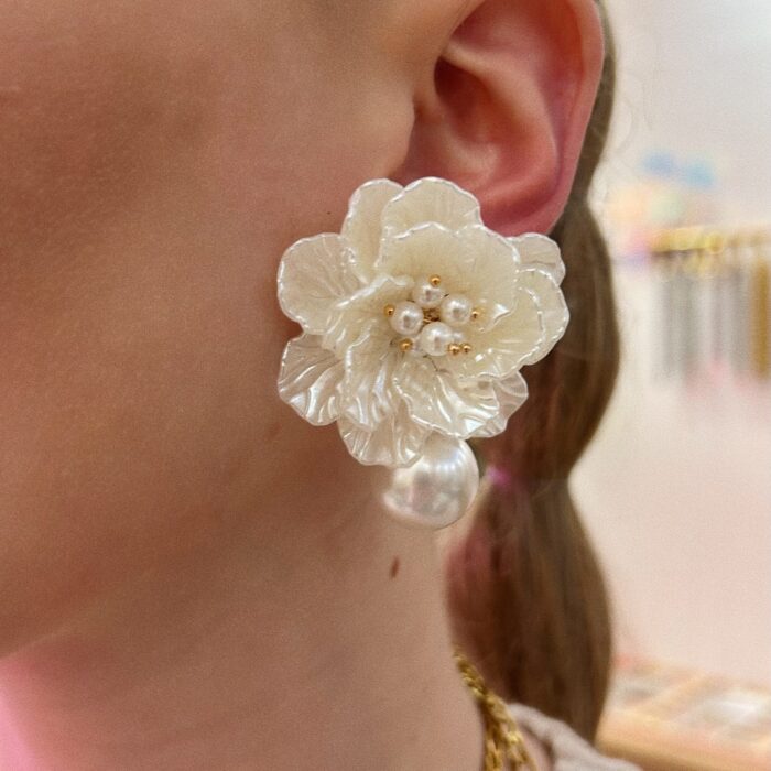 GARIFALYN PEARL EARRINGS