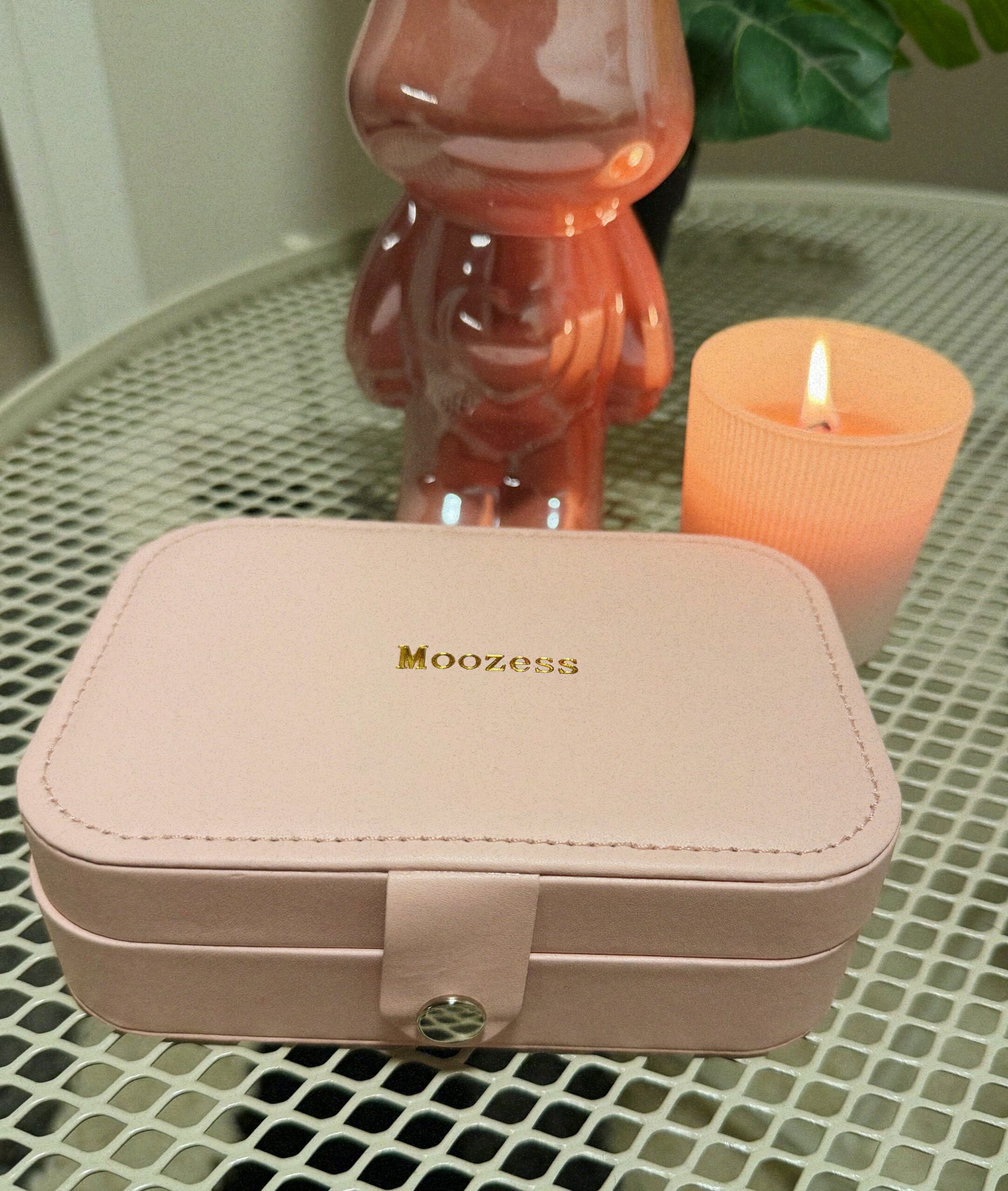 FullSizeRender_VSCO PINKY JEWELS BOX - Image 1