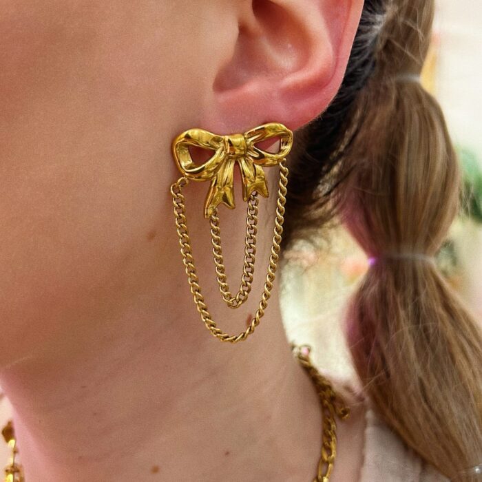 CUTEST BOW EARRINGS