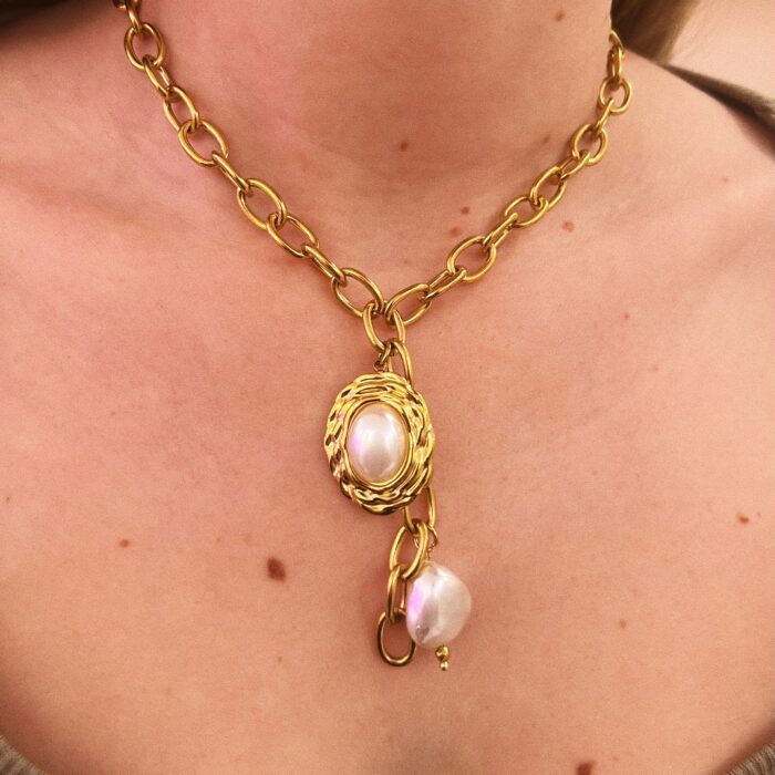 ALCY TIE NECKLACE
