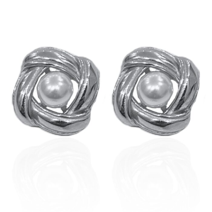 VAN EARRINGS