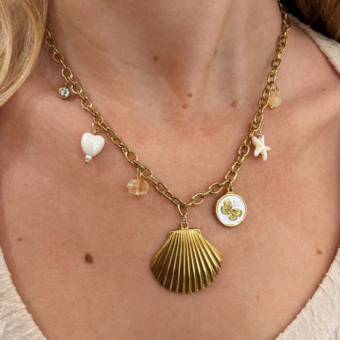 WHITE STONE CHARM NECKLACE