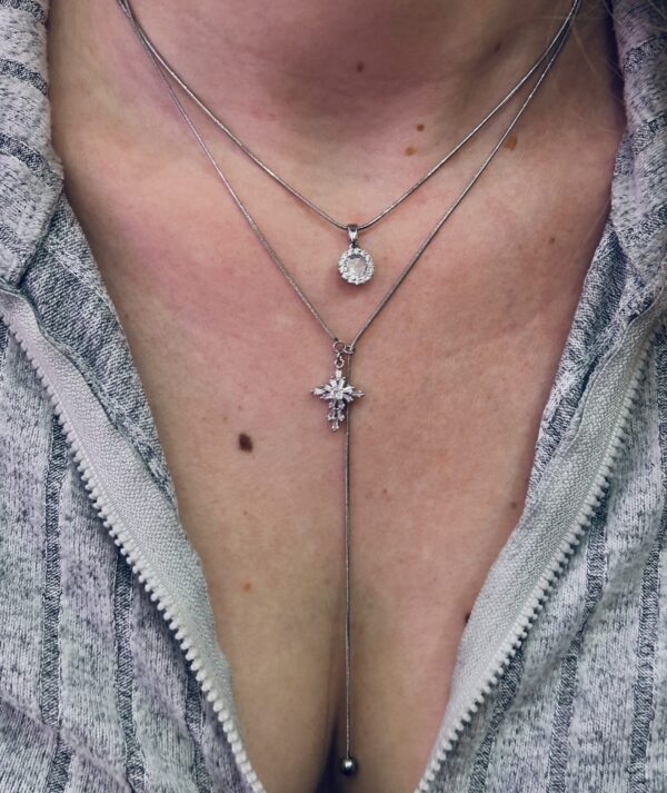 TIE MINI CROSS NECKLACE - Image 2