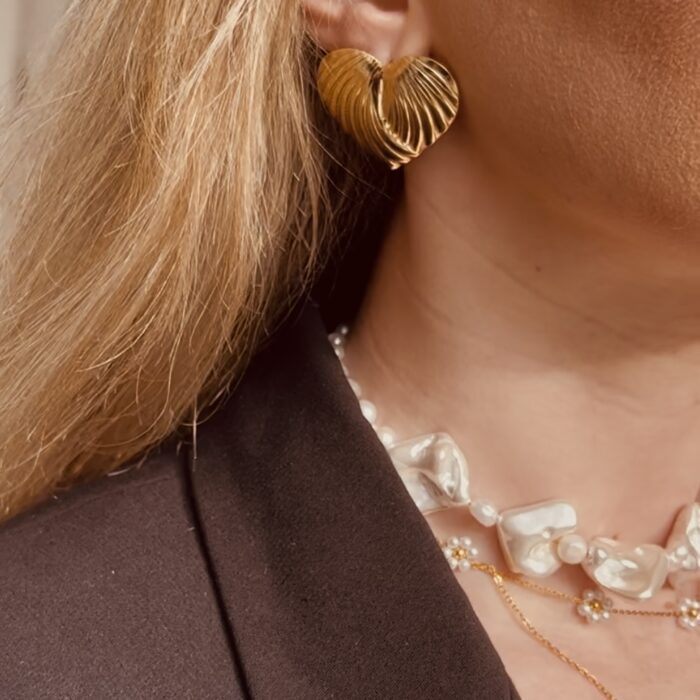 ANGEL HEART EARRINGS