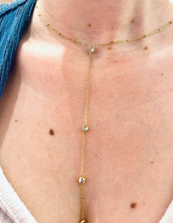 TIE SPARKLING NECKLACE - Image 2