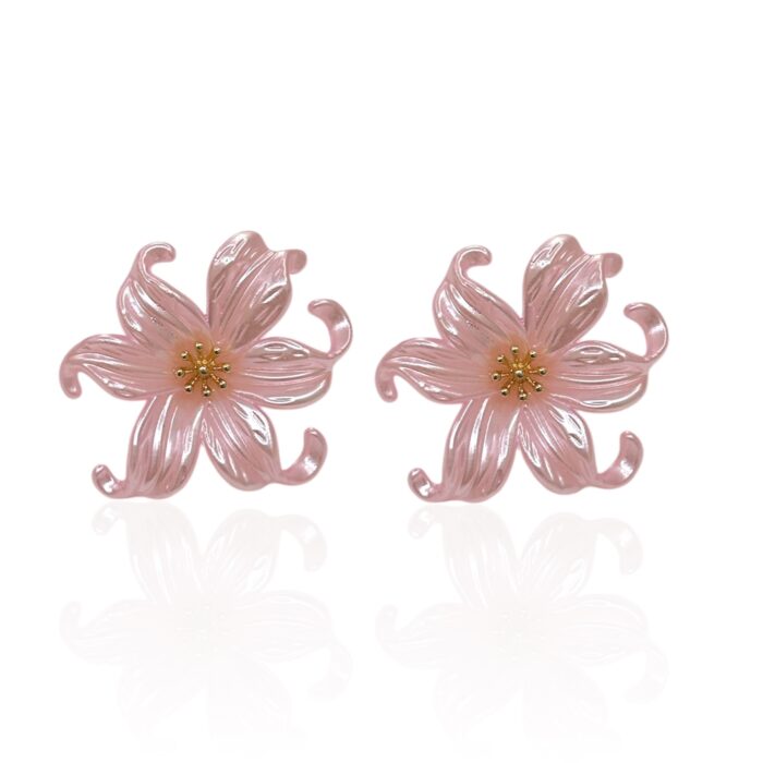 LILIUM PEARL PINK EARRINGS