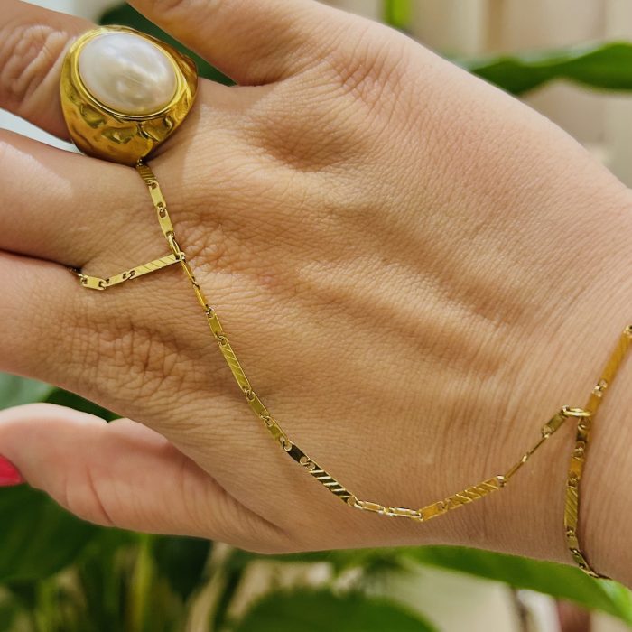 GOLDEN HAND BRACELET CHAIN