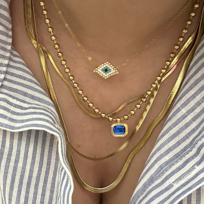 BLUE PATRIS NECKLACE