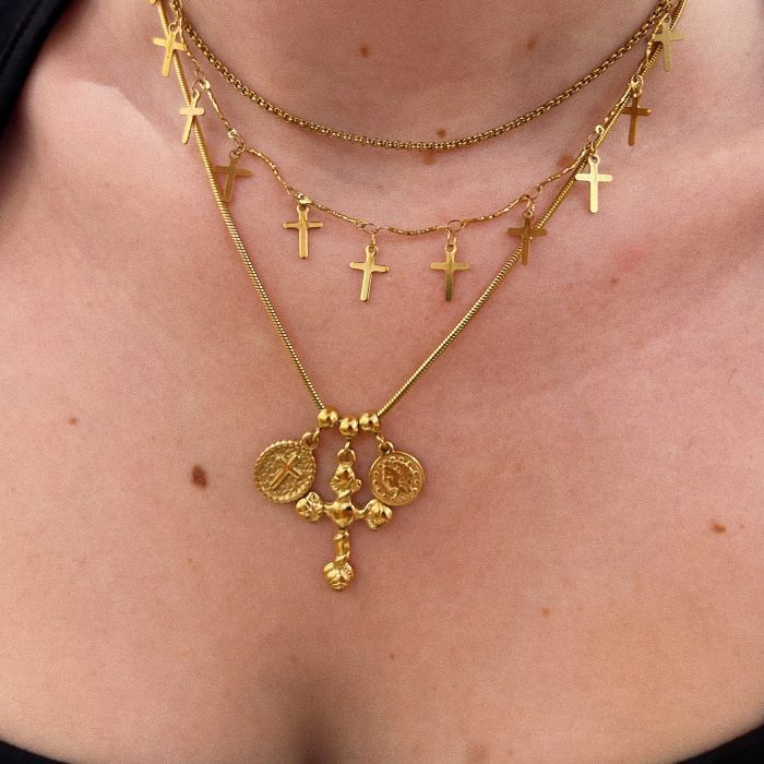 AMOR CHAIN NECKLACE