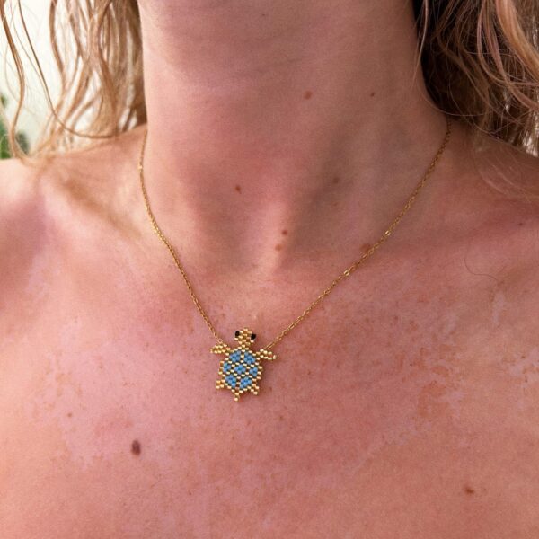 BABY BLUE TURTLE NECKLACE - Image 2