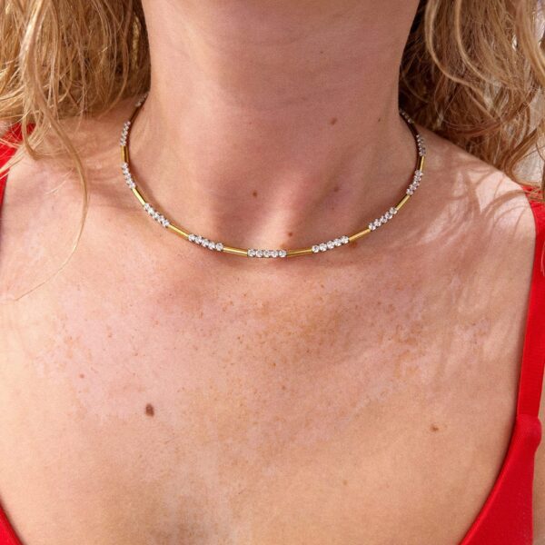 ADORA NECKLACE - Image 3