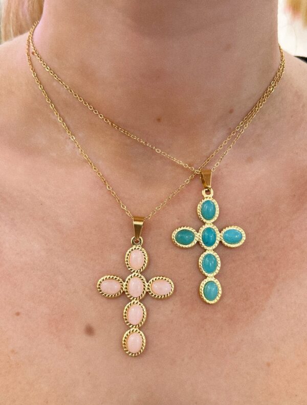 ZELEN CROSS NECKLACE - Image 2