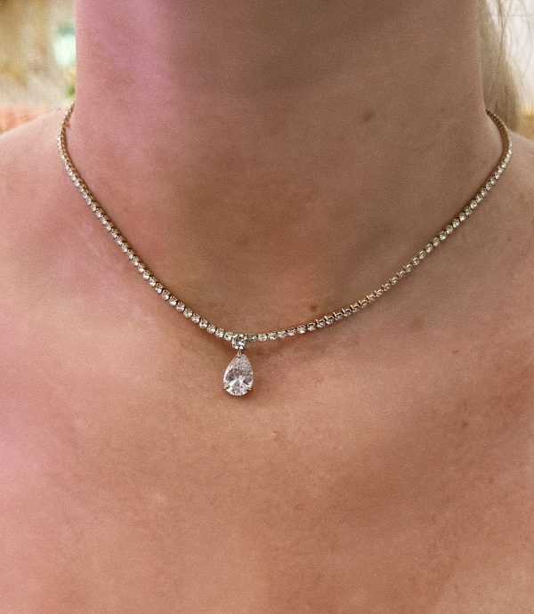 CRYSTALEN NECKLACE