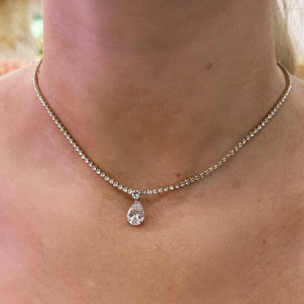 CRYSTALEN NECKLACE - Image 2