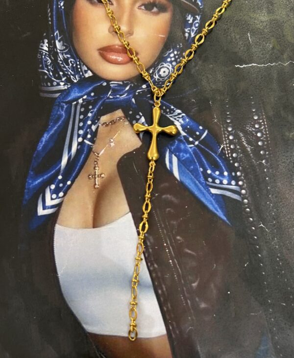 BUBBLE CROSS TIE CHAIN NECKLACE - Image 3