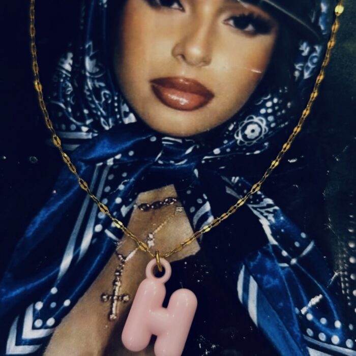 BUBBLE PINKY MONOGRAM GOLD NECKLACE