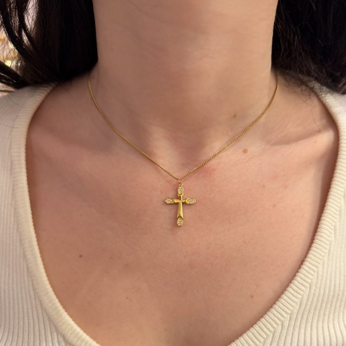 KONYE CROSS NECKLACE