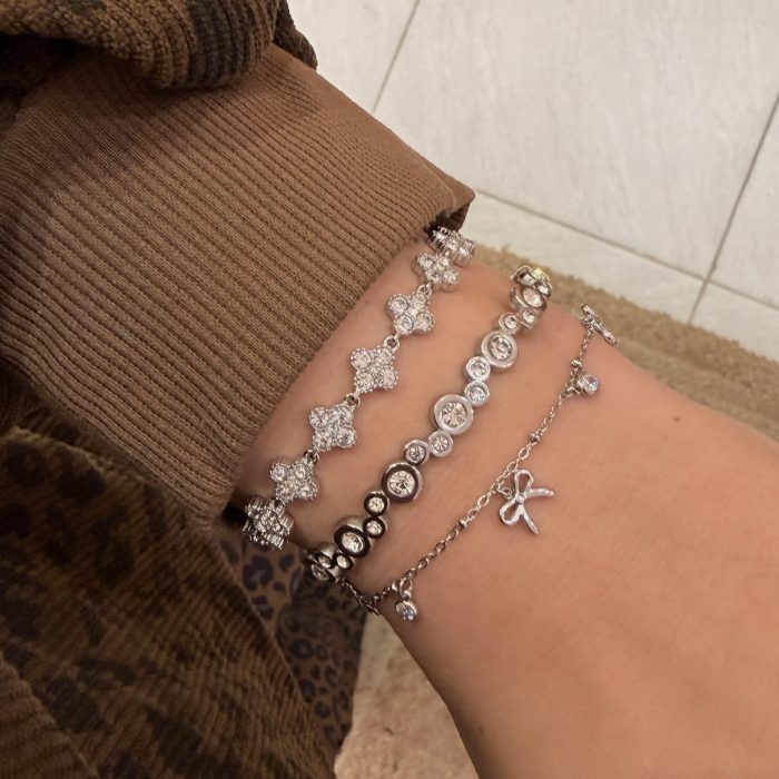 CUTE BOW CHARM BRACELET