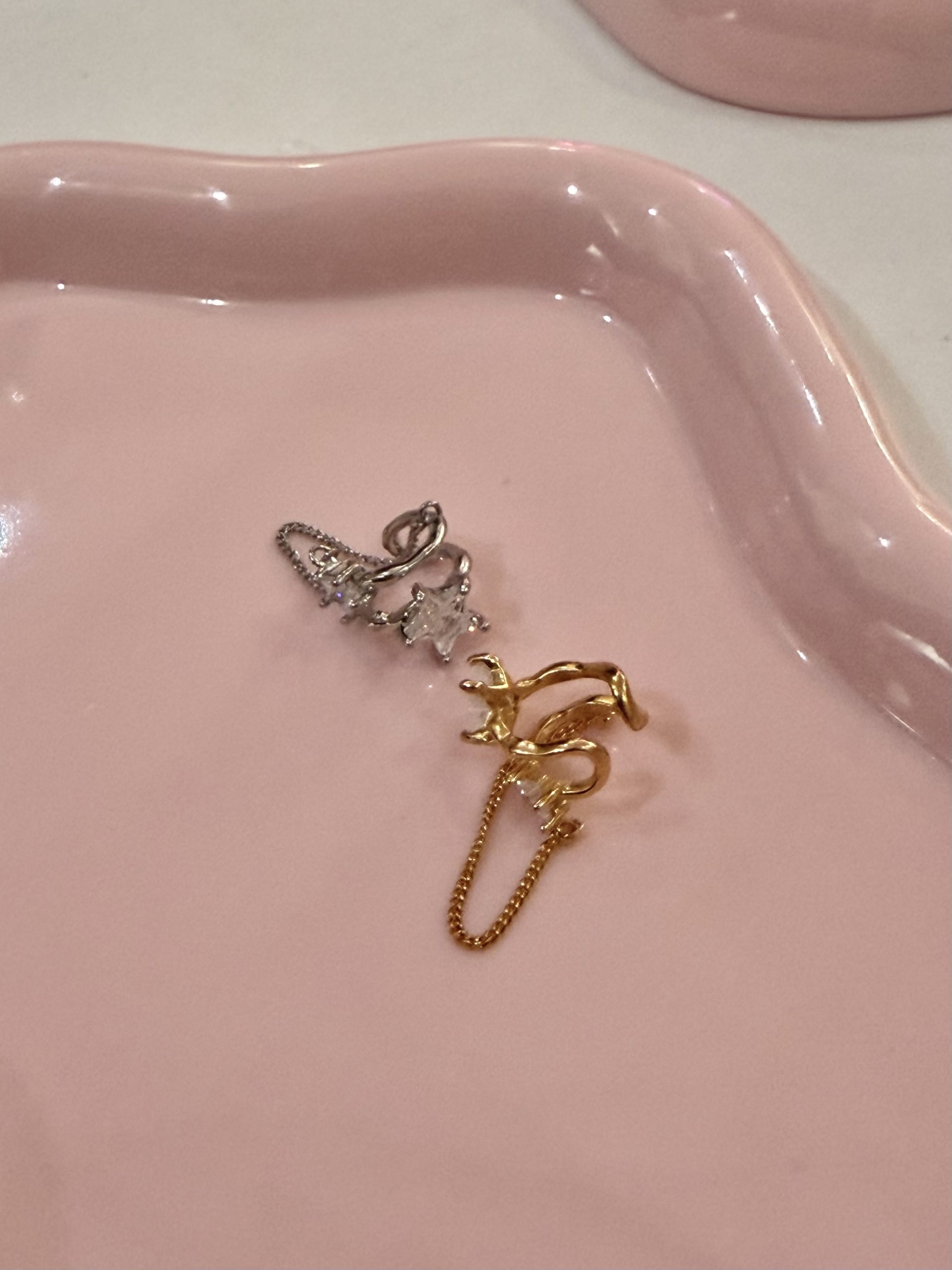 IMG_4765 STARS EARCUFF - Image 1